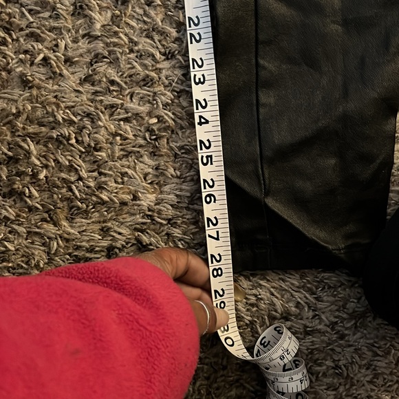 PRETTYLITTLETHING duo plus 1 bundle. - Picture 13 of 13